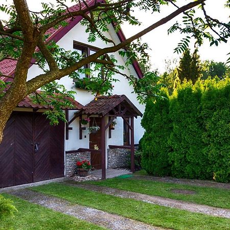 Dom Piasutno Villa Ngoại thất bức ảnh